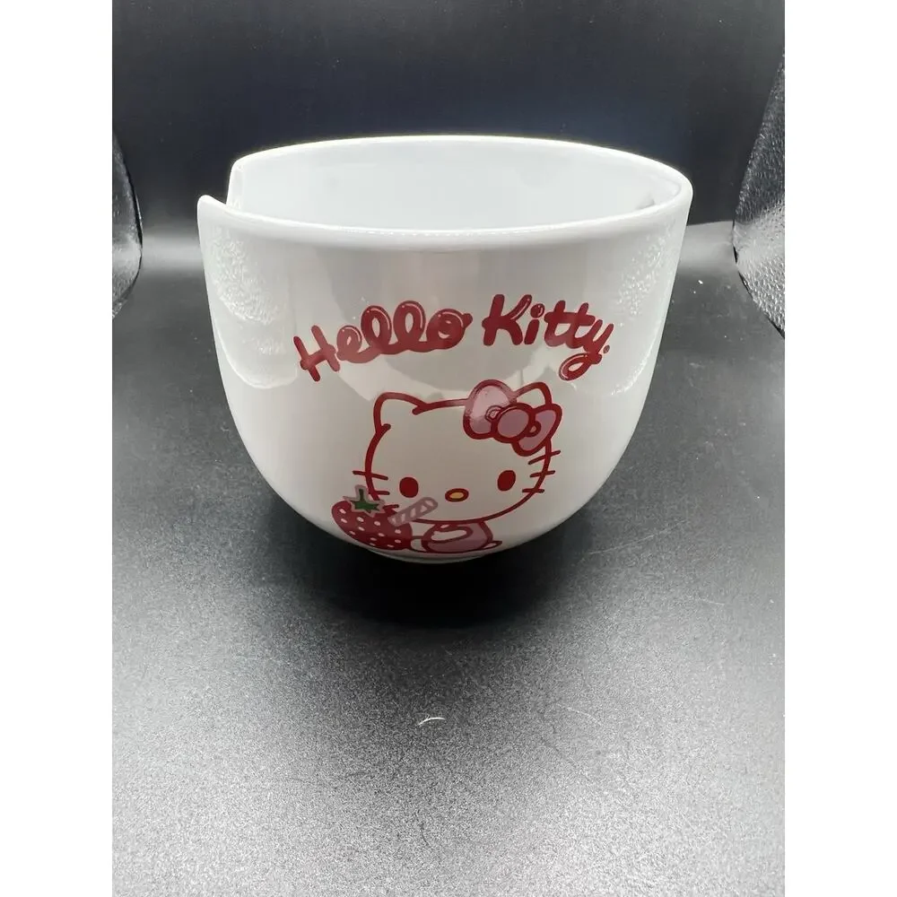 Hello Kitty Strawberry Ramen Bowl Ceramic Does NOT Include Chopsticks Very‎ Good